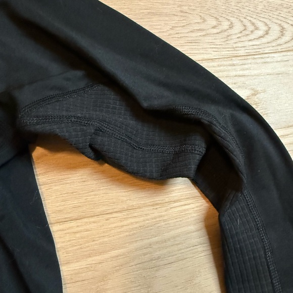 Nike Dri-FIT 1/2-Zip Black Running Top - Picture 4 of 6